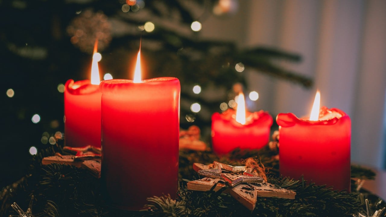 Cómo hacer velas con aromas navideños
