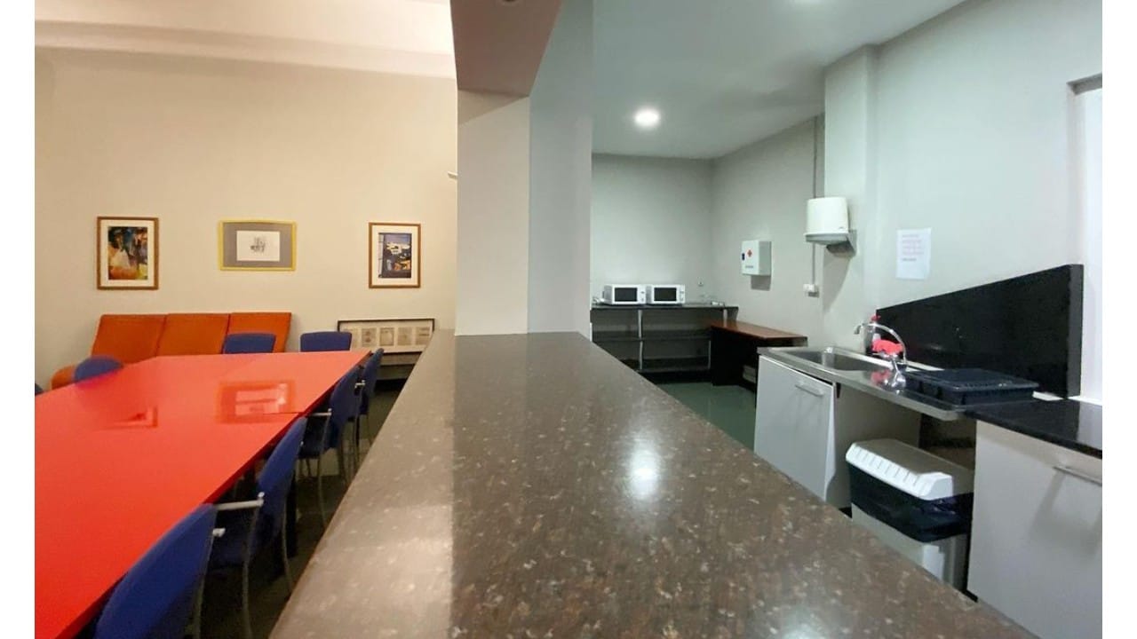 Universidad que Piqué le paga a su novia