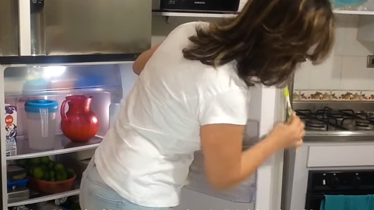 limpiar el caucho del refri