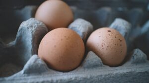 Cómo limpiar los huevos