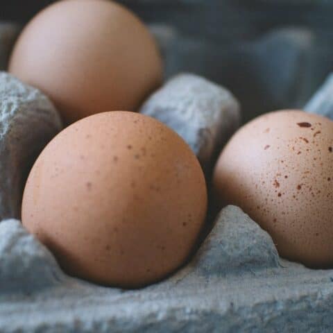 Cómo limpiar los huevos