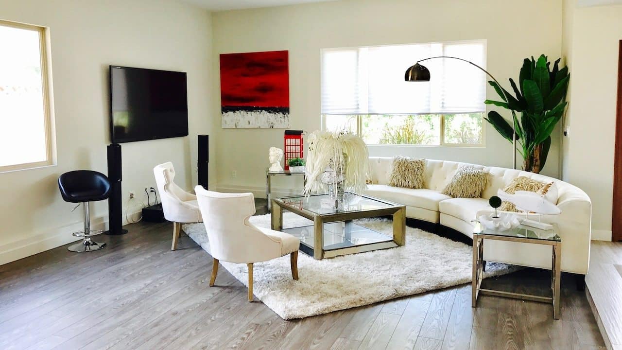 sala de estar ordenada 