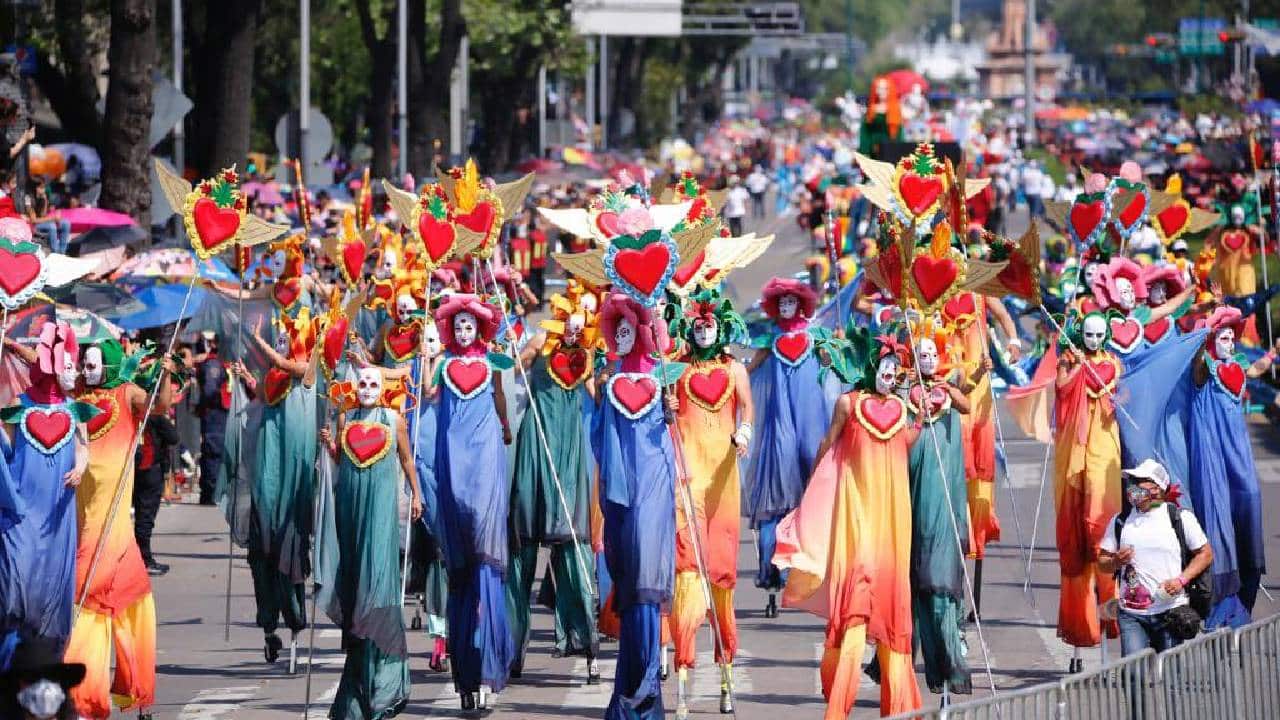 cuando es desfile dia de muertos