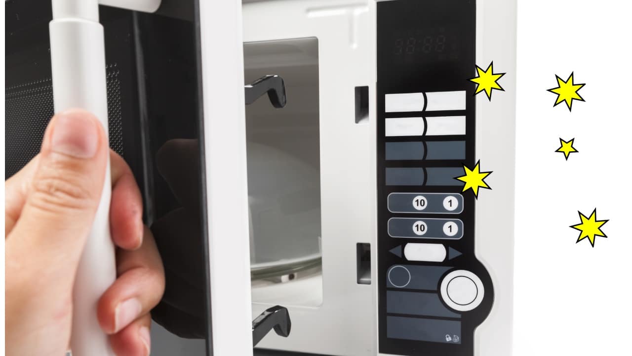 Remedio para limpiar el microondas y ahuyentar cucarachas