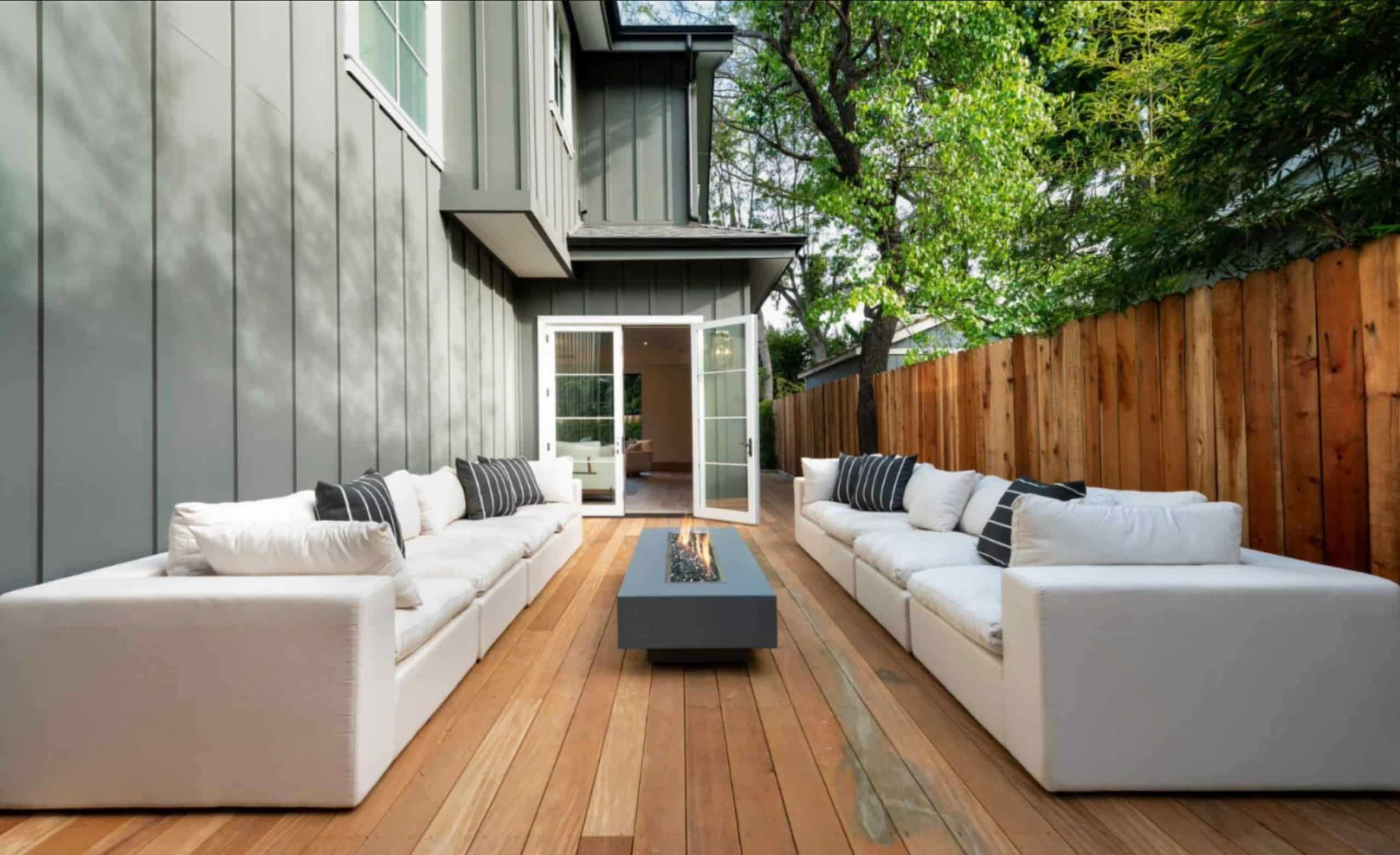 mansion chicharito hernandez