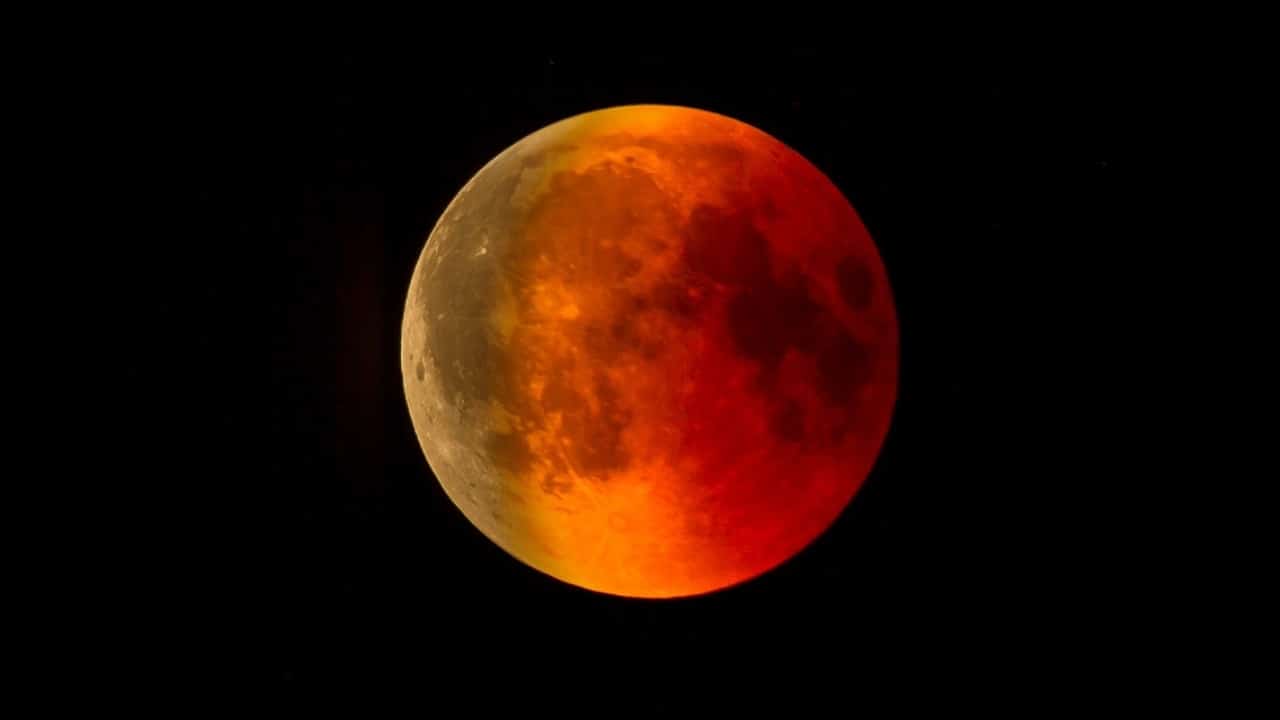 Eclipse lunar de noviembre 2022
