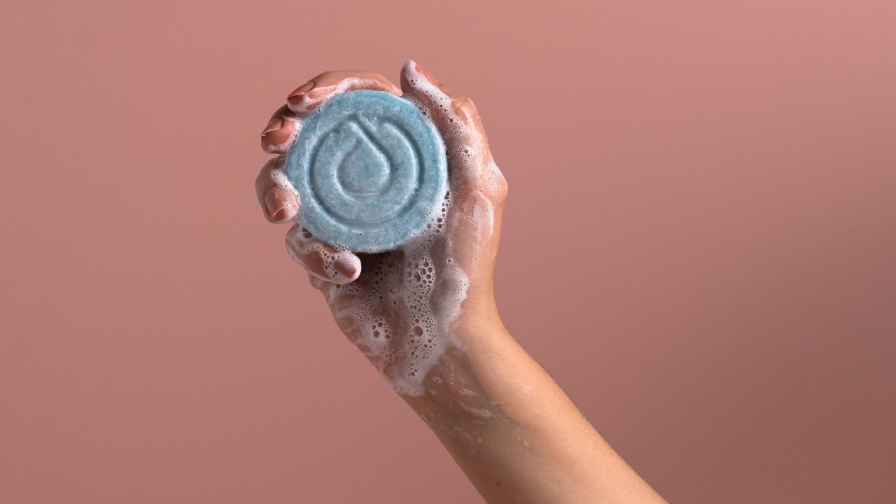 como hacer shampoo solido de aloe vera