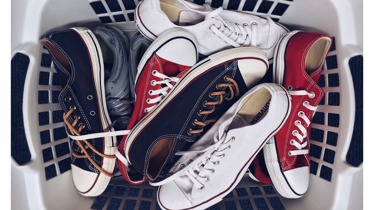 Mezcla para limpiar tus zapatos