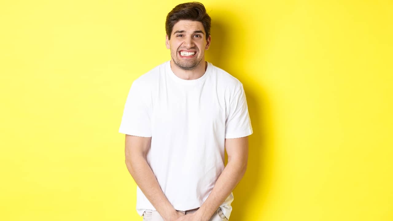 consecuencias aguantarse popo