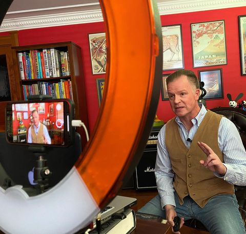 estudio del mánager mexicano