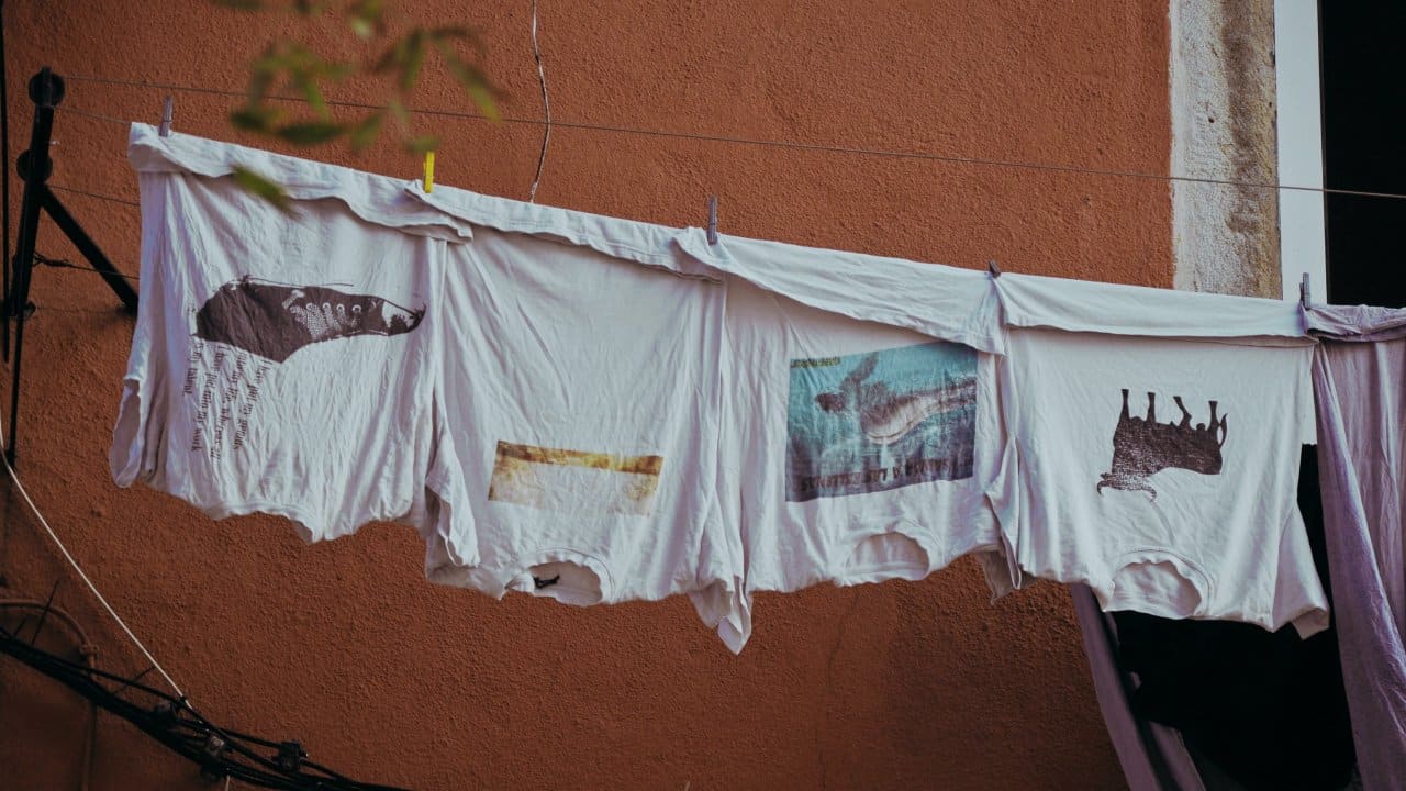 Cómo lavar playeras con estampado