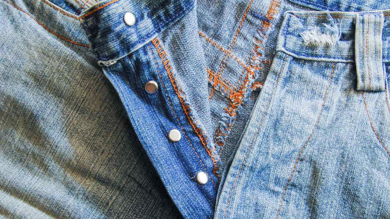 como lavar y tender ropa