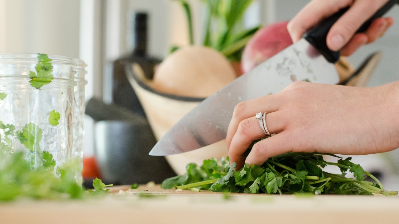 Personas que no deberían consumir cilantro