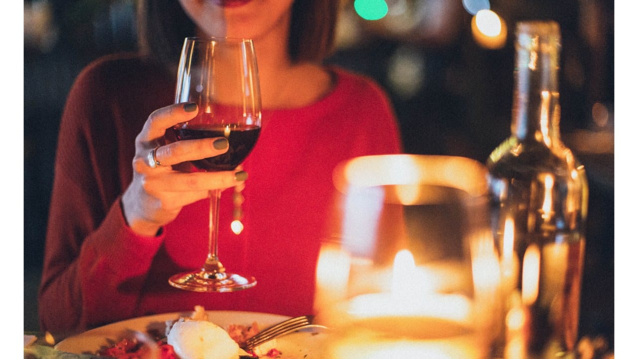 Lo que nunca debes hacer en un restaurante de lujo