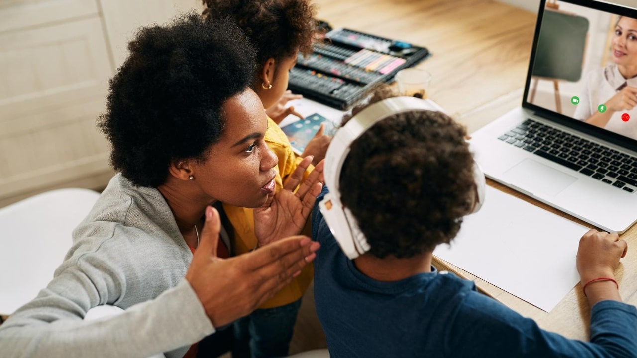 enseñar mediante amenazas