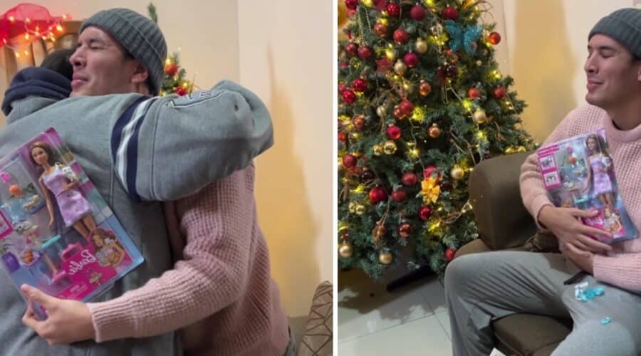 regalan a su hijo la Barbie que siempre deseó