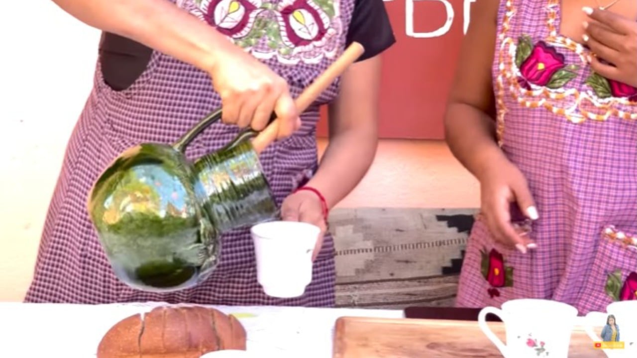 Yalitza Aparicio comparte cómo se hace el chocolate