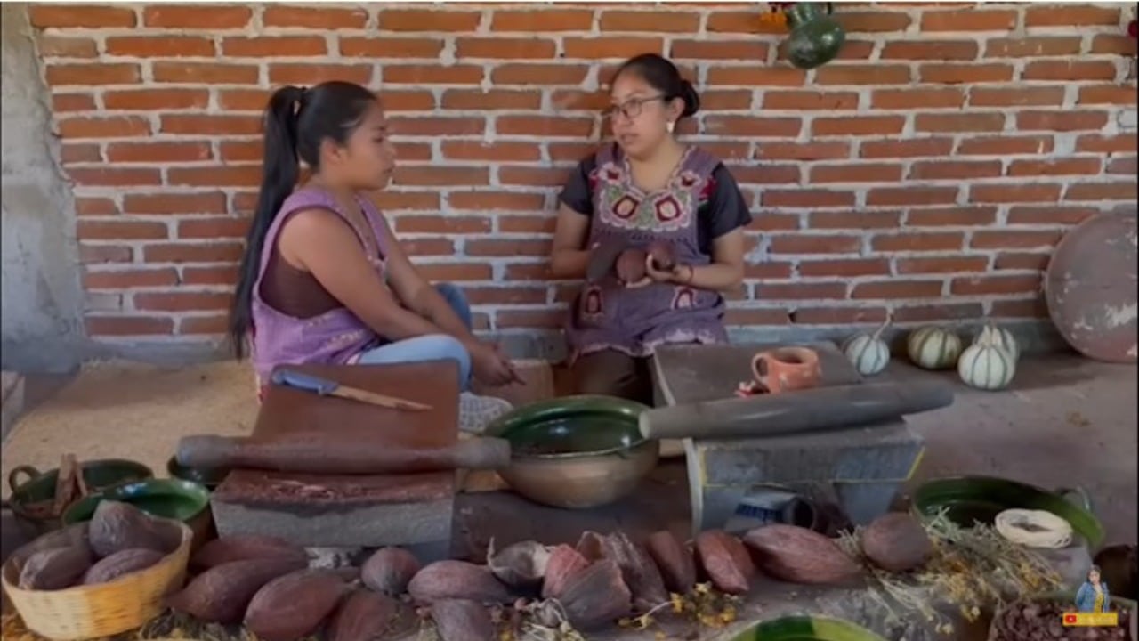 Yalitza Aparicio comparte cómo se hace el chocolate