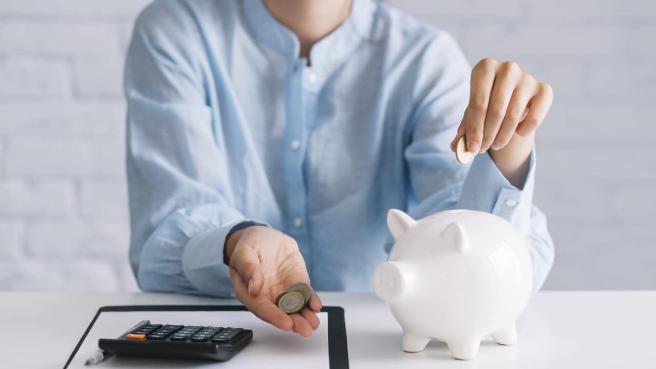 Cómo ahorrar 10 mil pesos en 100 días