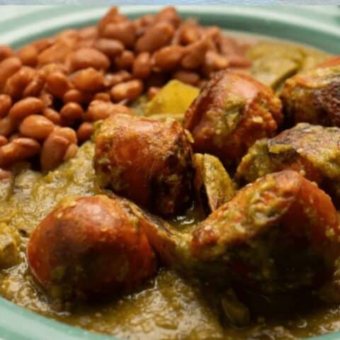 longaniza en salsa verde con nopales