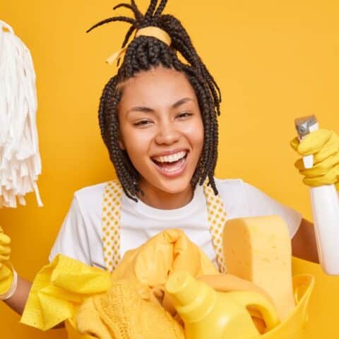 Cómo quitar el olor a humedad a tus trapeadores