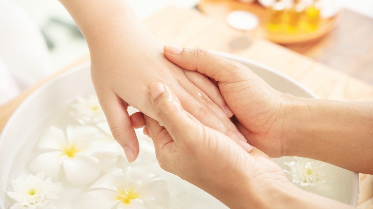 Exfoliante casero para unas manos de seda