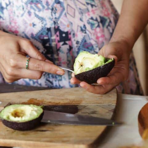 Si ves estas señales en tu aguacate, debes tirarlo