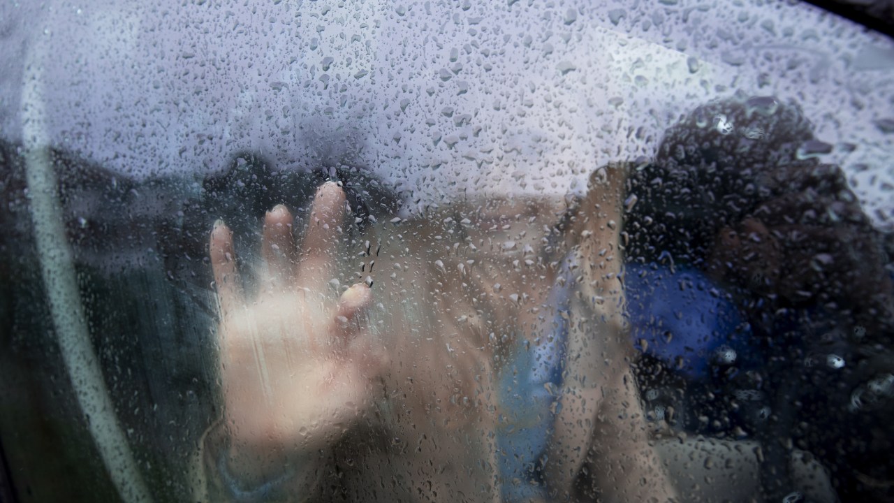 trucos para que el parabrisas no se empañe