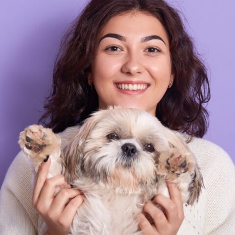 Quitar pelos de perro de la ropa en la lavadora