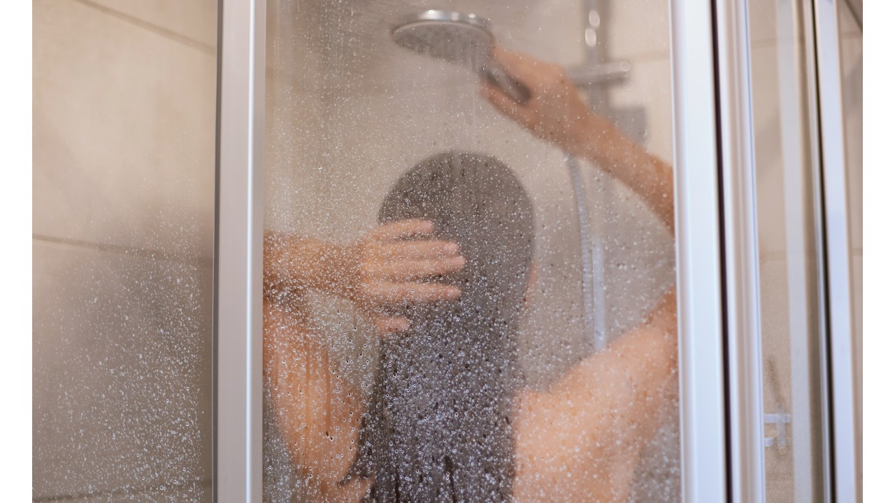 beneficios de bañarte con agua fría