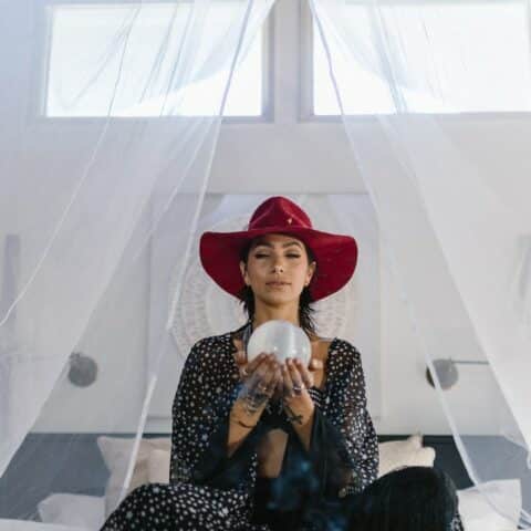 Luna llena de gusano