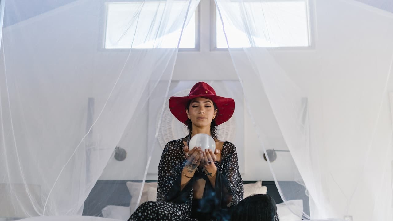 Luna llena de gusano