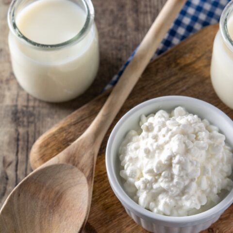 Cómo cultivar kéfir de leche con poco dinero