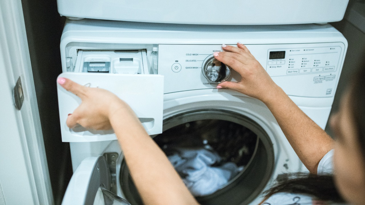 Blanquear ropa con cáscaras de huevo