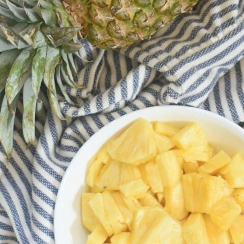 Piña en trozos