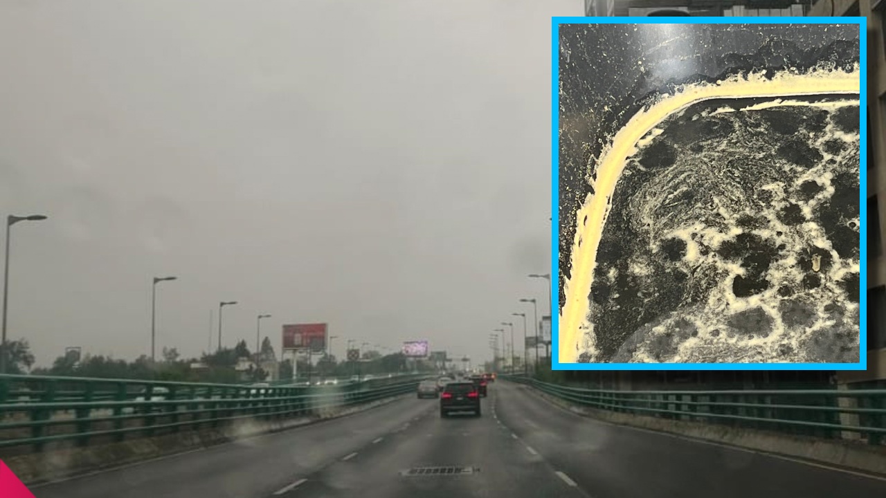 charcos amarillos después de que llueve