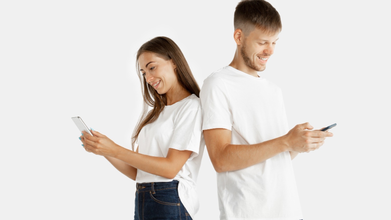 Así puedes saber a quién le escribe tu pareja por Whatsapp