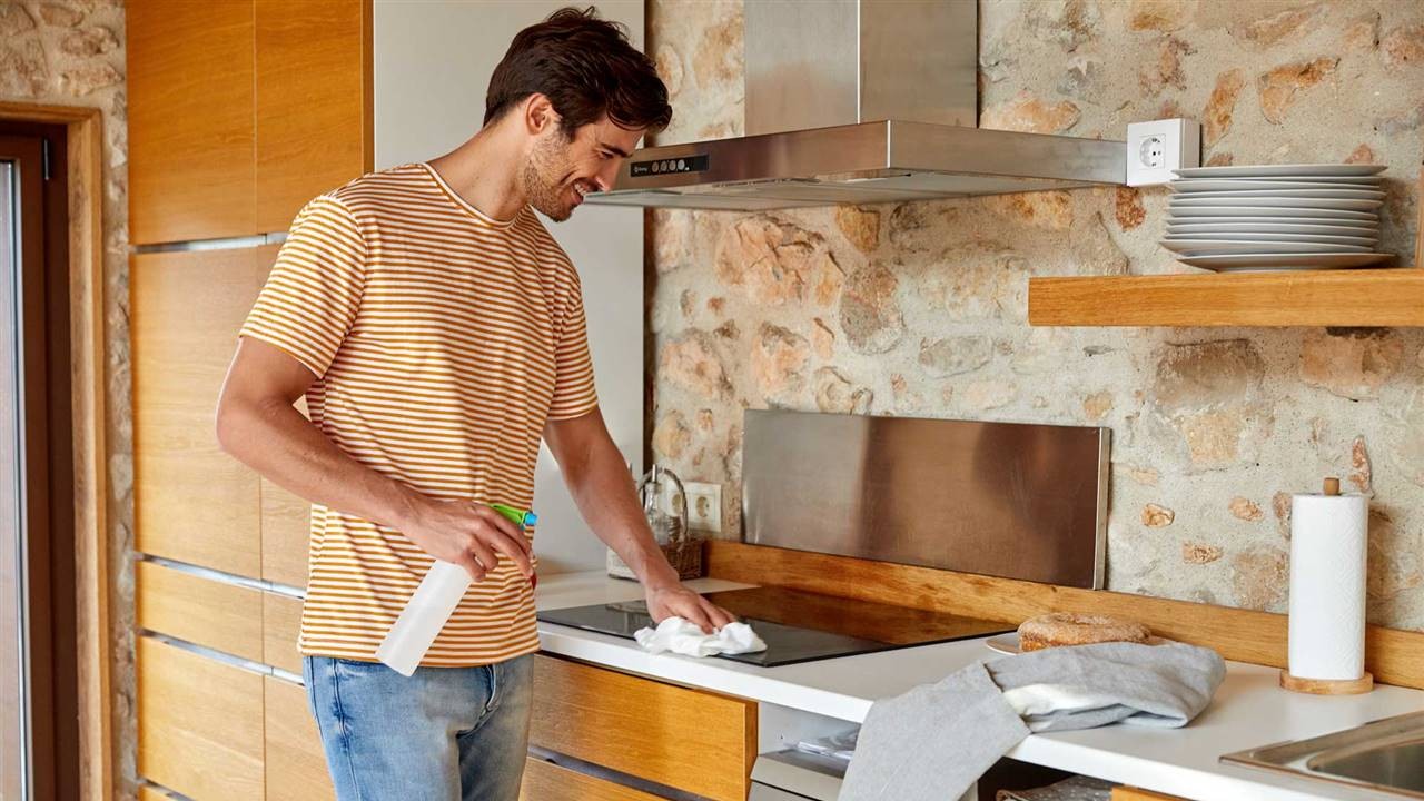 Eliminar la grasa y el cochambre de la cocina