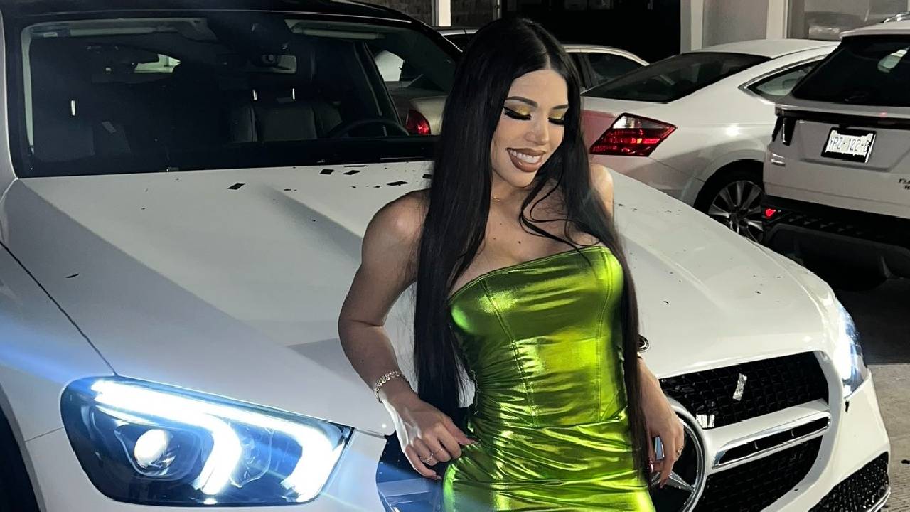 Costo de camionetas de Yeri Mua