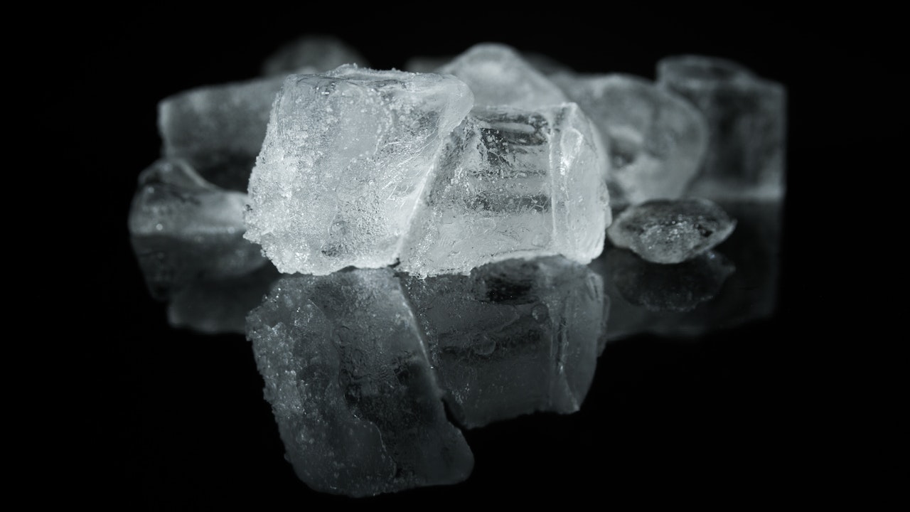 ¿Quieres cubos de hielo del congelador? Esto debes hacer para lograrlo rápido