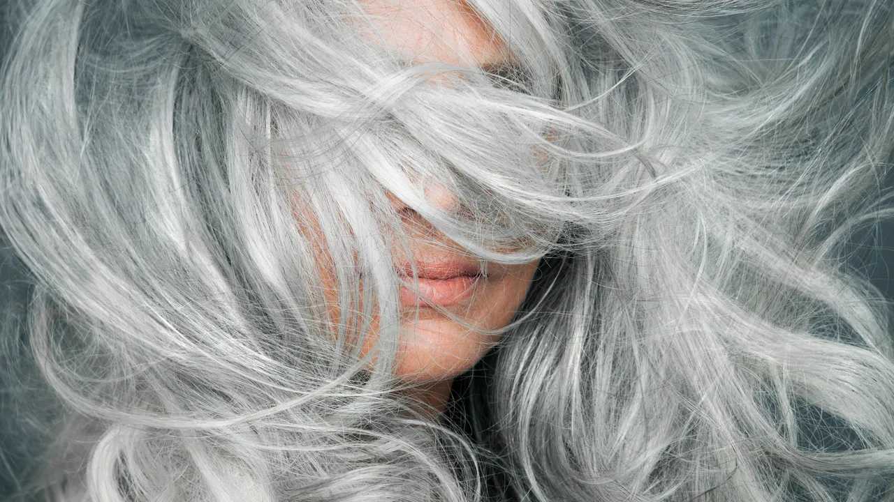 Así se tiene que matizar las canas