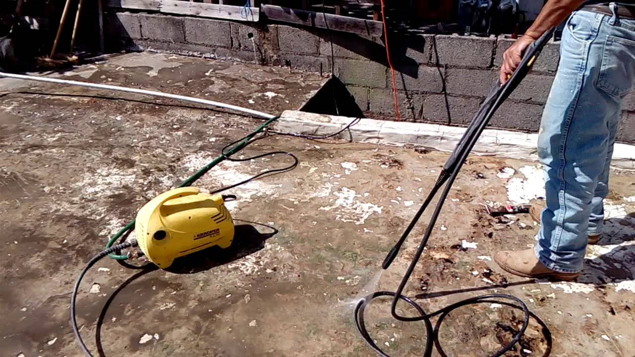 Cómo limpiar tu azotea antes de comenzar a impermeabilizar