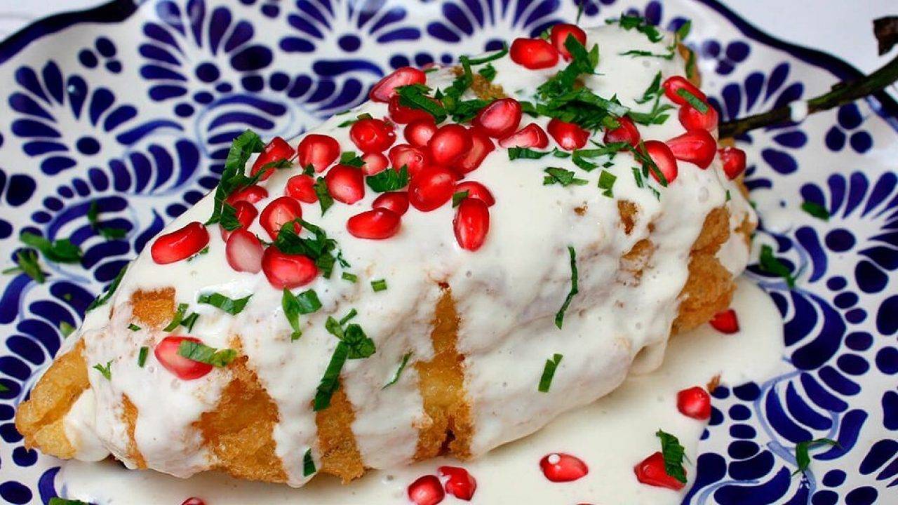 Chiles en nogada a la venta en Costco